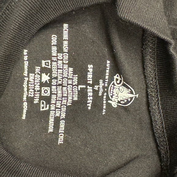 Disney Parks Disneyland Christmas Spirit Jersey like new worn once - Picture 8 of 8